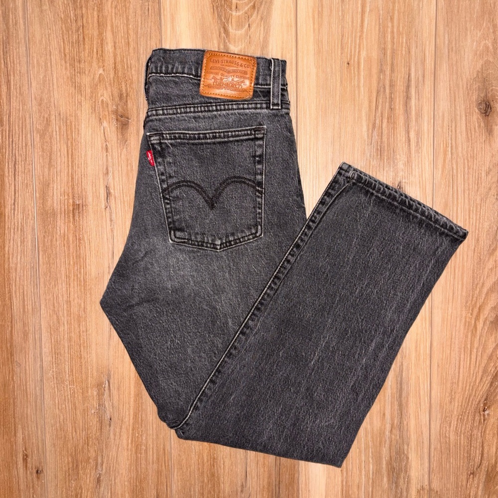 Levi’s Wedgie Straight Jean